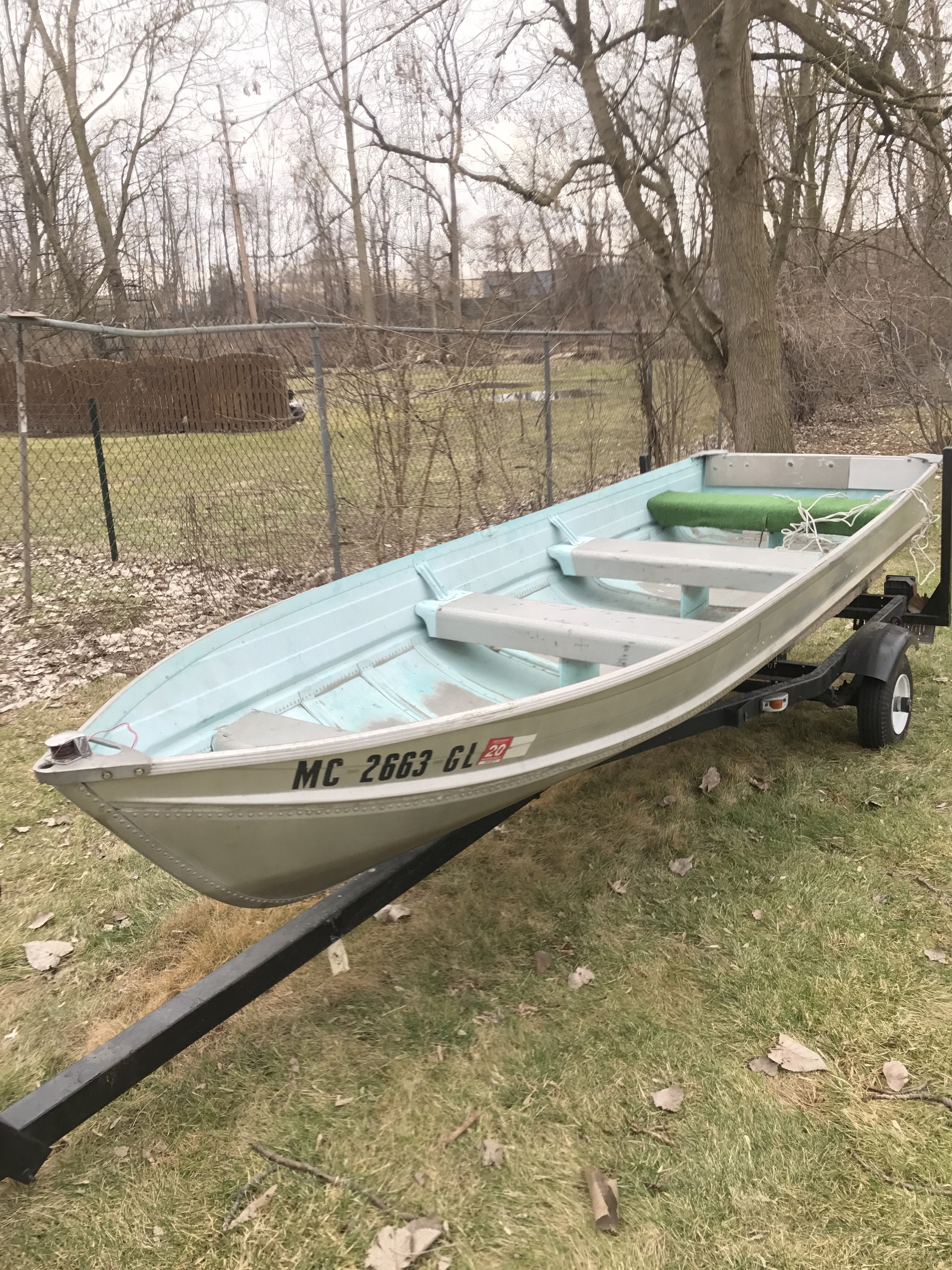 14 foot aluminum boat very good condition | Michigan 